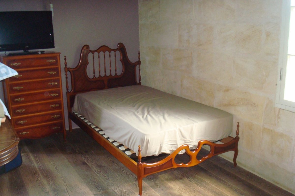 Кровати в Старом виде