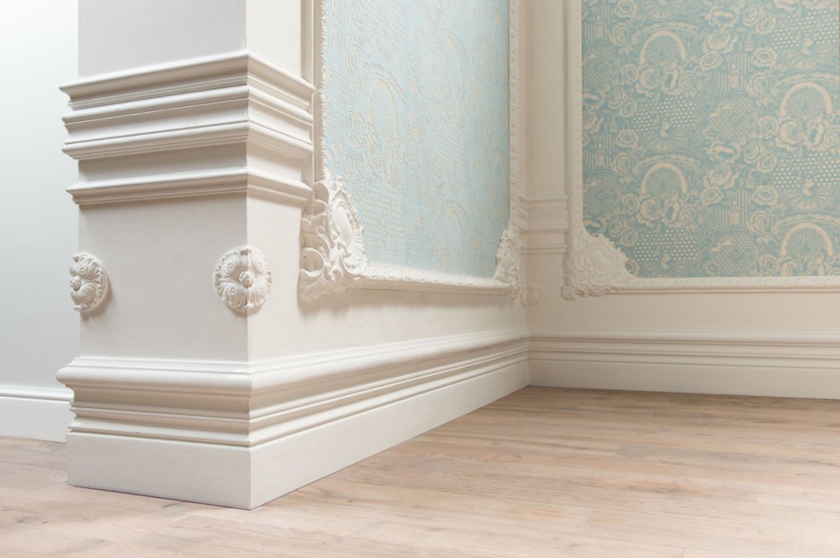 Изделия из полиуретана для потолка