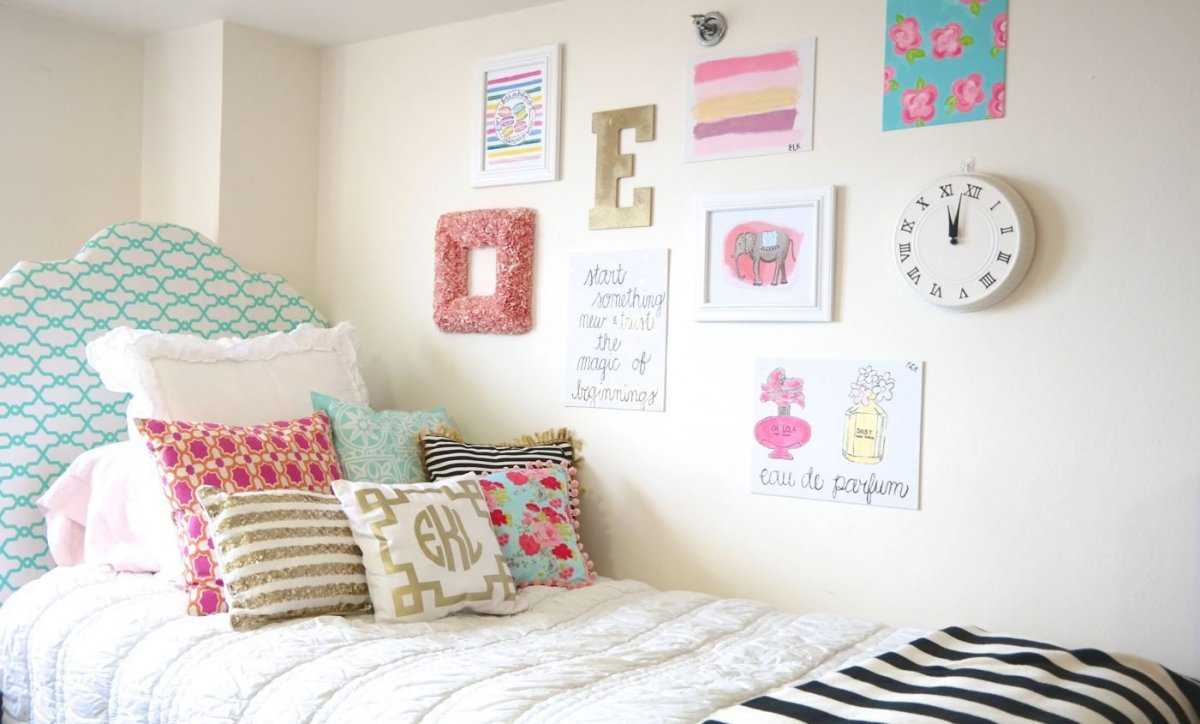 Модные постеры для интерьера