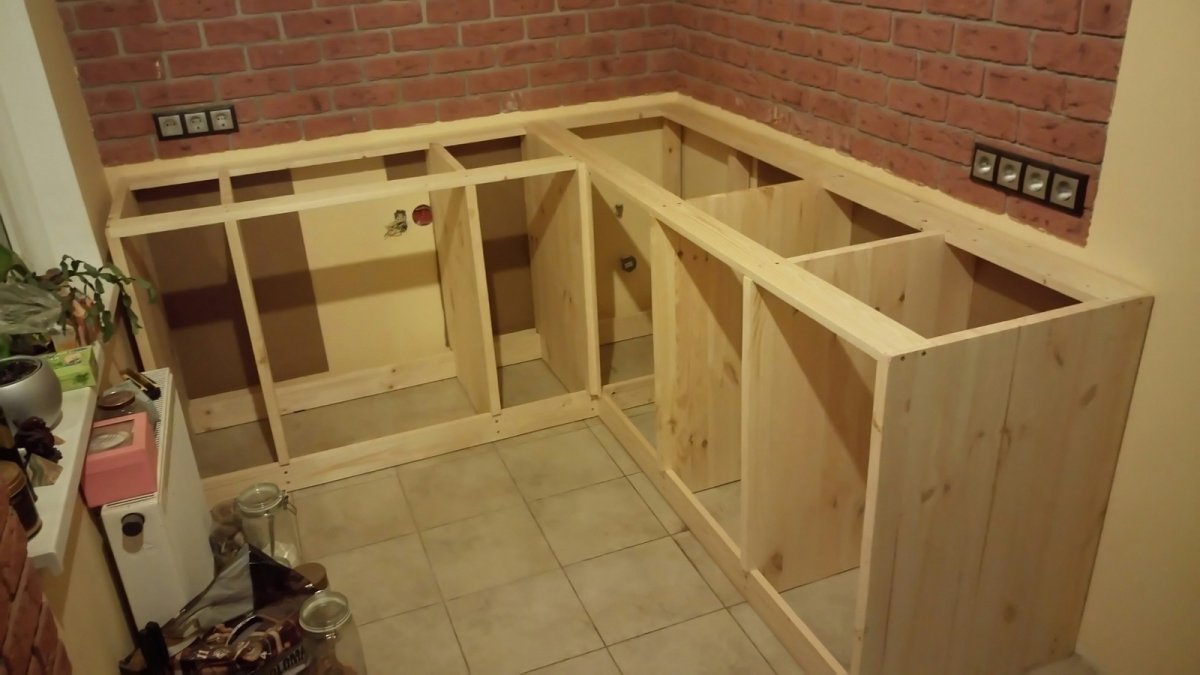 Корпус кухни из фанеры