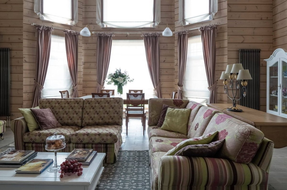 Шторы на лестничное окно