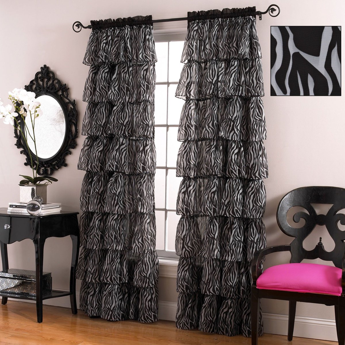 Черные шторы в интерьере