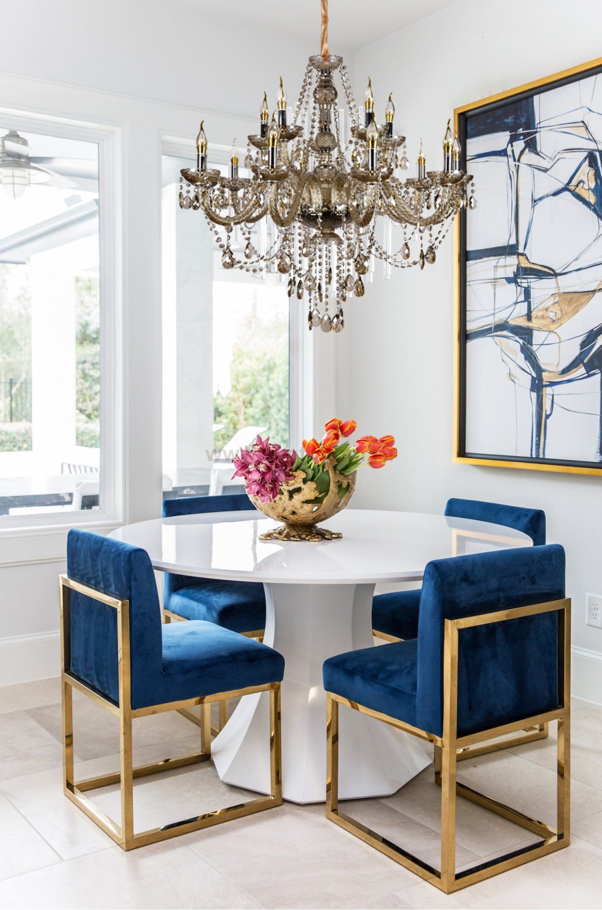 Стул Eames черный в интерьере