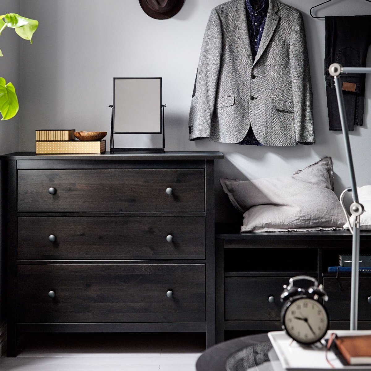 Комод икеа ХЕМНЭС черный