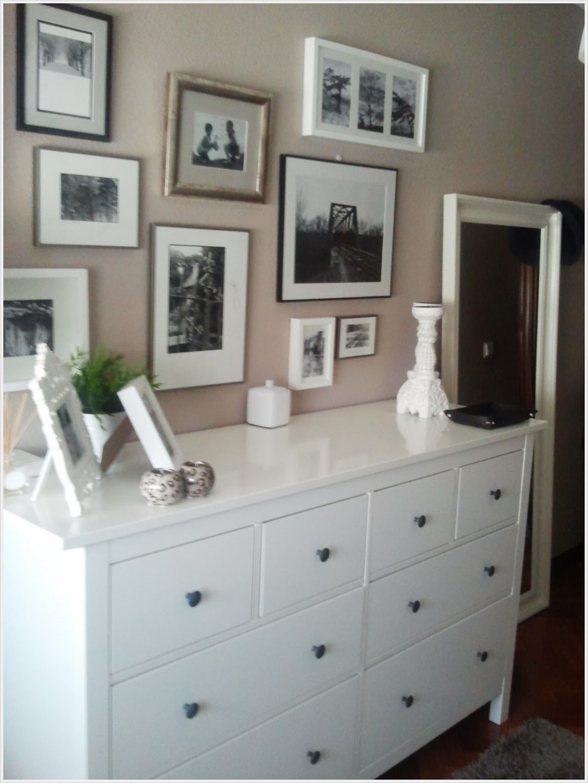 Зеркало над комодом ХЕМНЭС