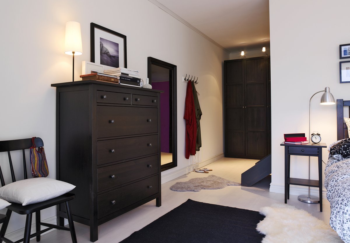 Комод ХЕМНЭС темный икеа