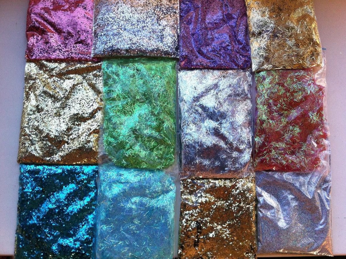 Блестки в краску для стен