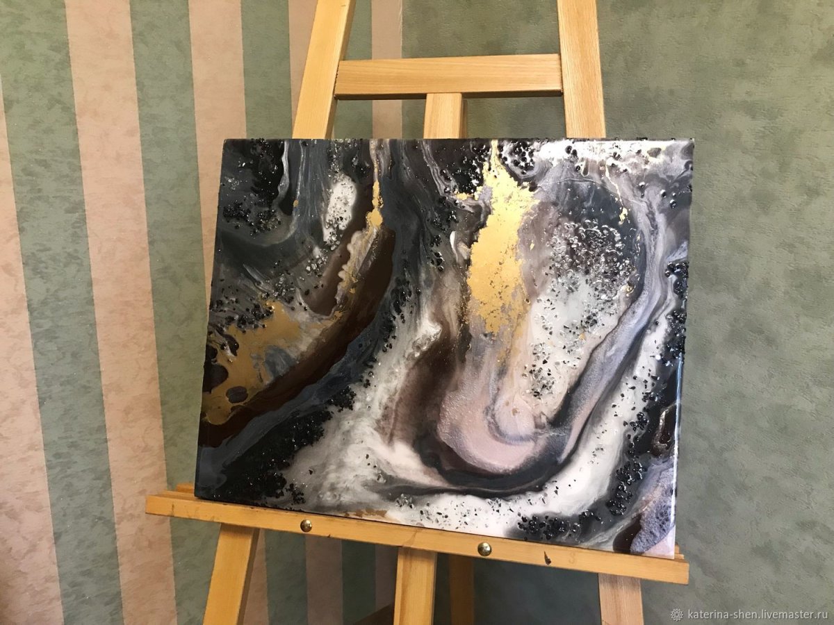 Выставка картин из эпоксидной смолы