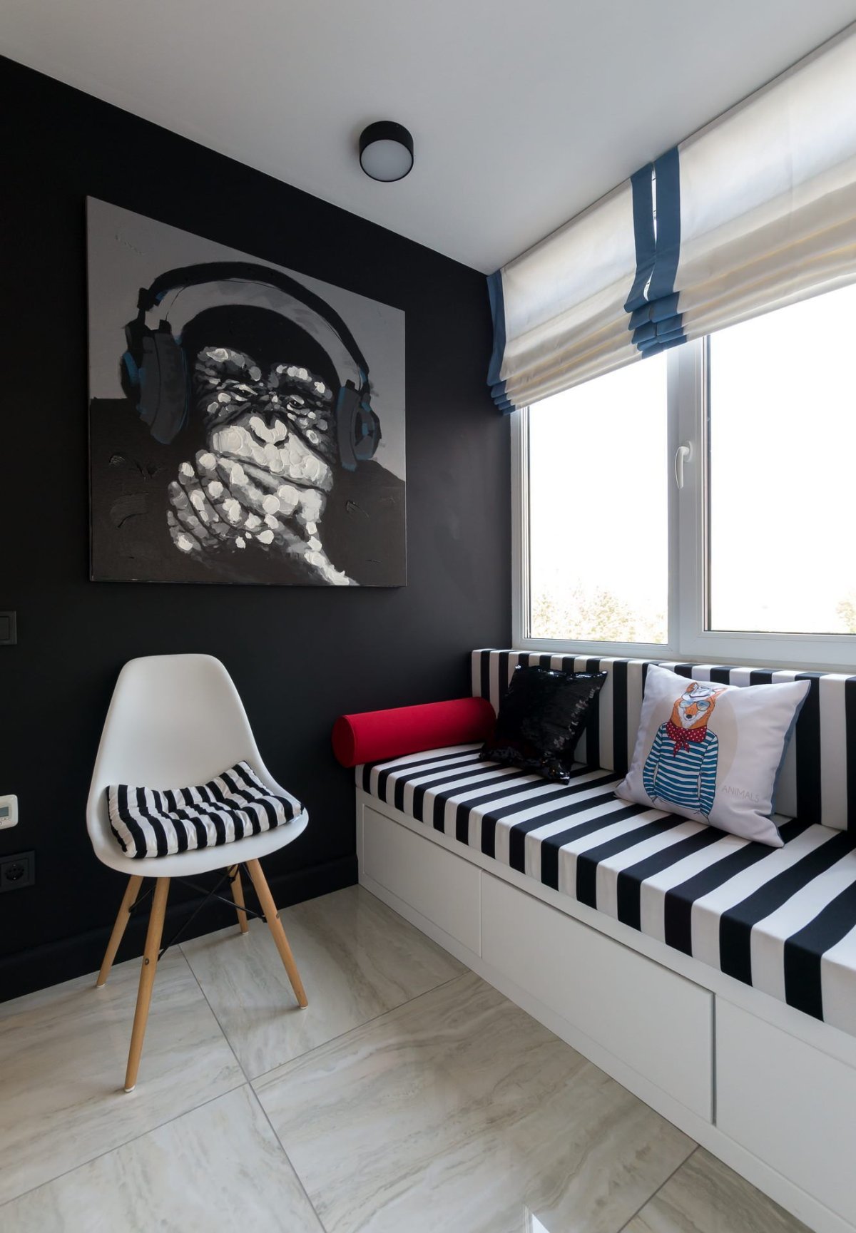 Черно белая комната для подростка