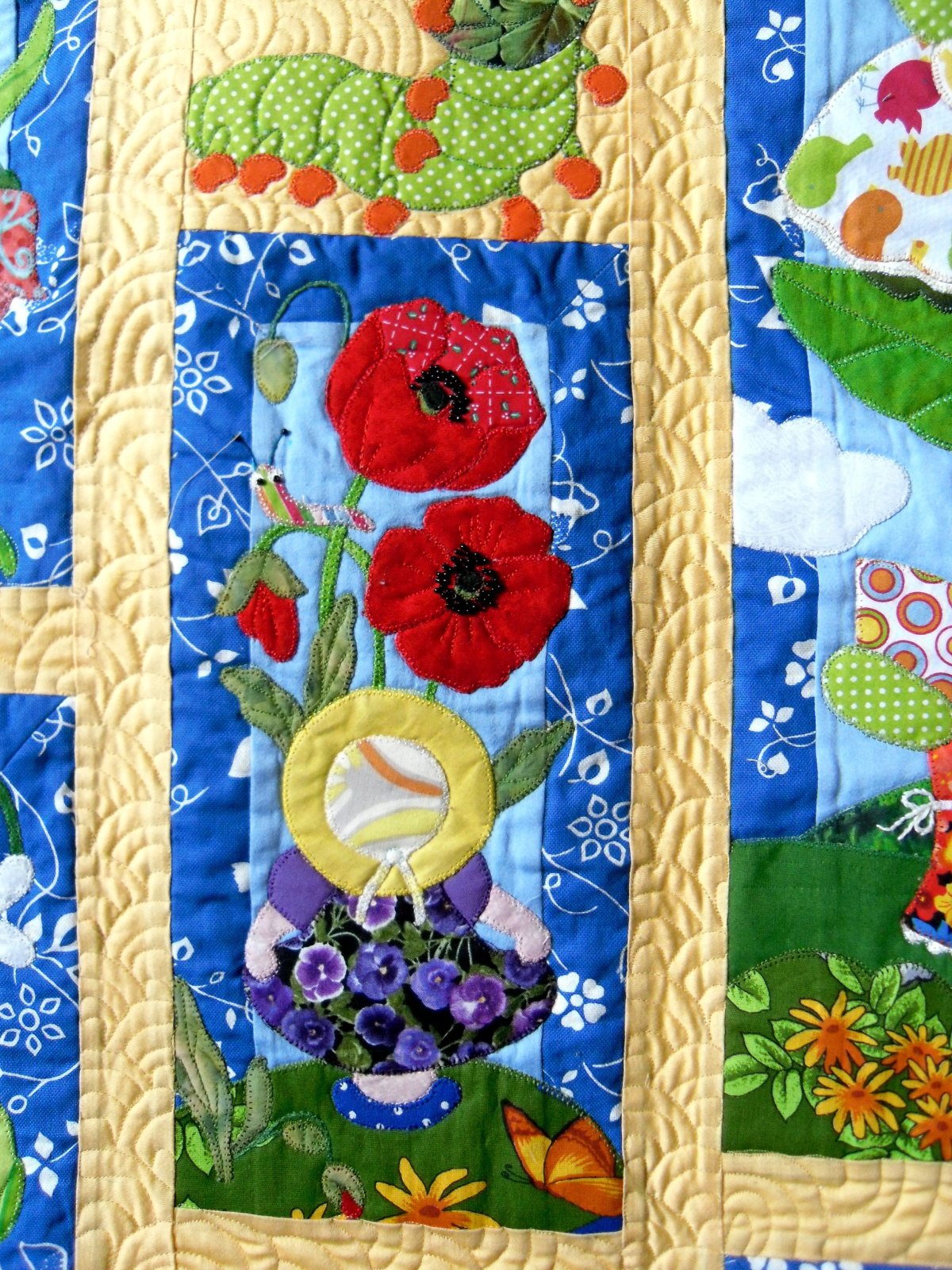 Панно из текстиля