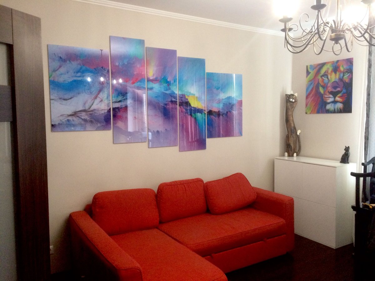 Картины на стекле в интерьере