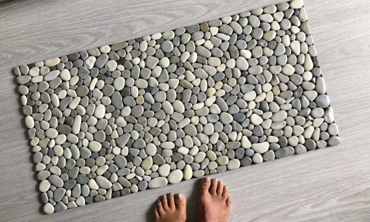 Коврик из гальки