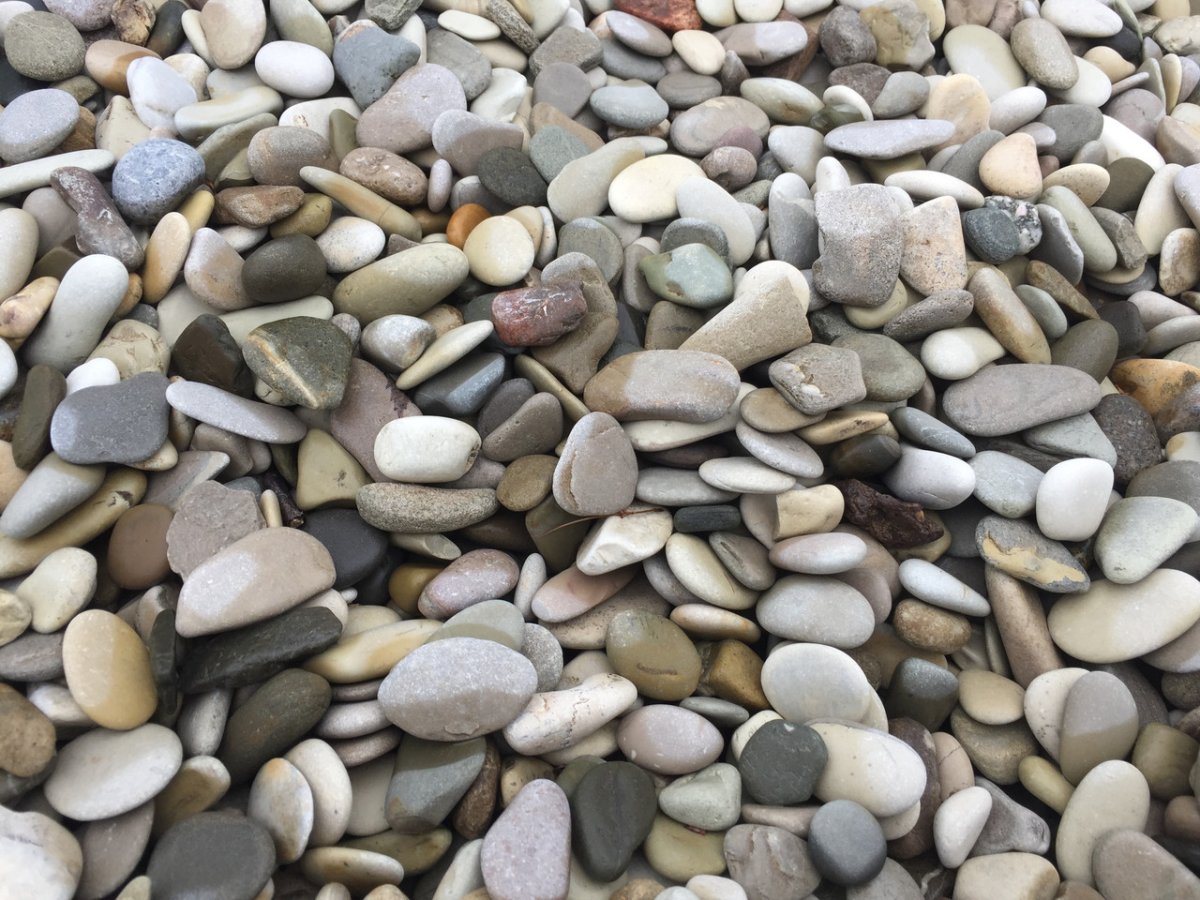 Окатанный Речной кварц галька