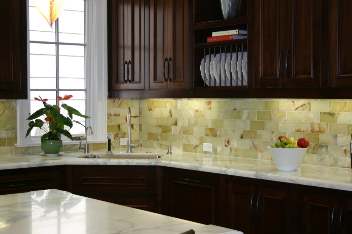 Кухонный фартук Оникс мрамор