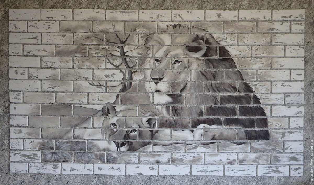 Панно из кирпича на стене