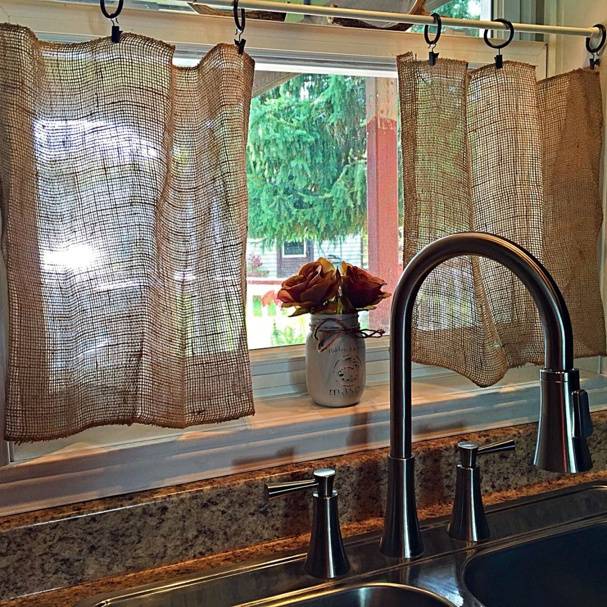 Шторы на веранду из Мешковины