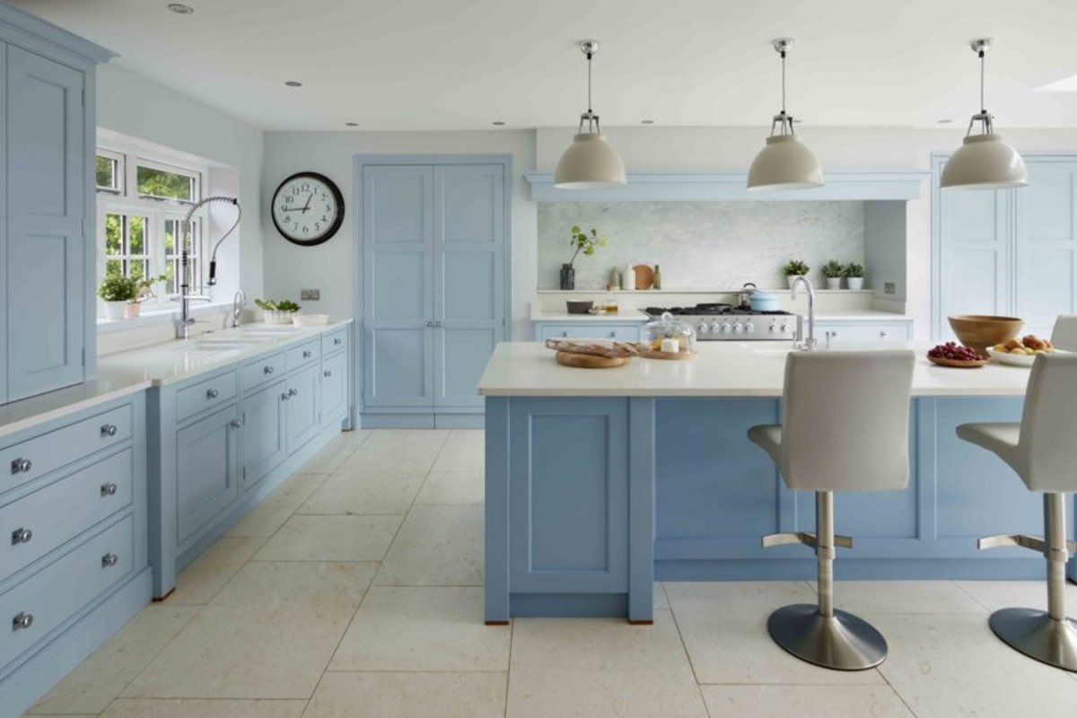 Дизайн помещения кухни 9 кв м в серо голубых тонах бюджетно