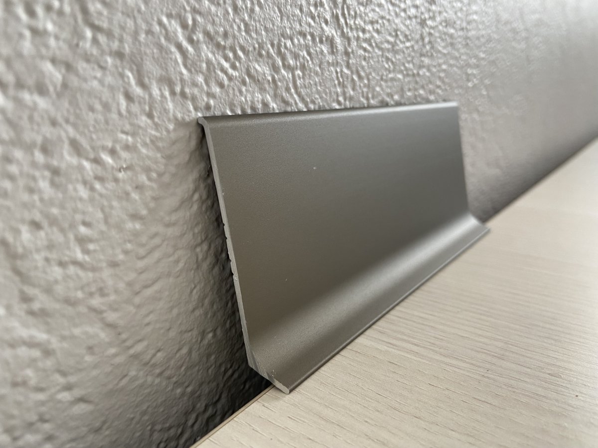 Плинтус скрытый Profilpas 87/6