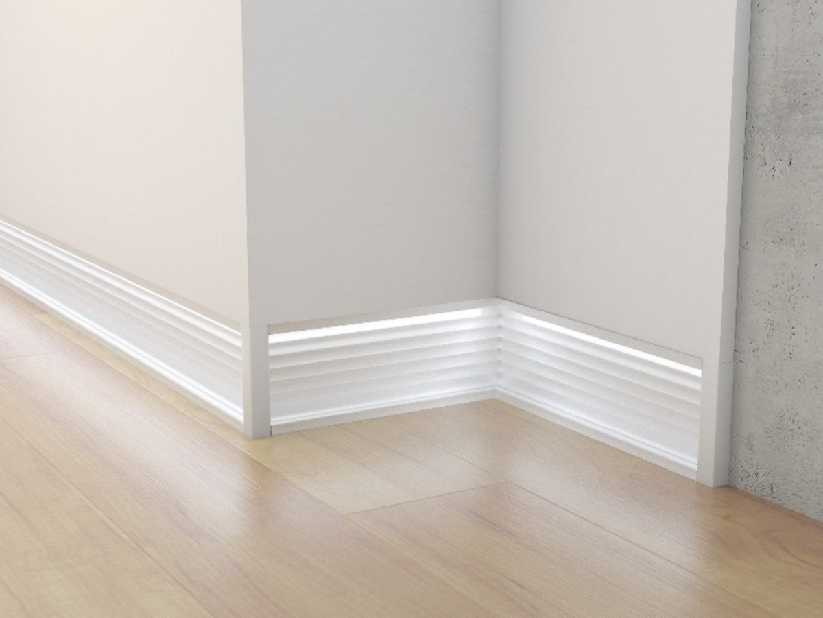 Плинтус Орак 60 мм прямой