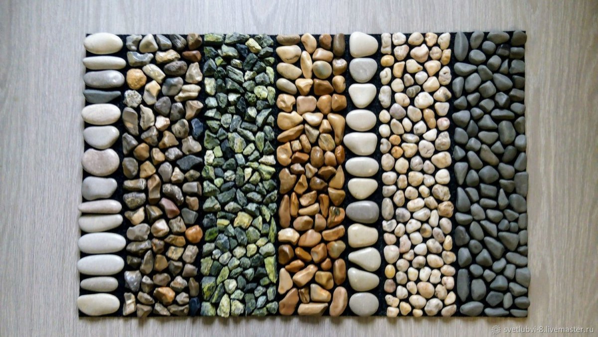 Коврик из гальки для ванной