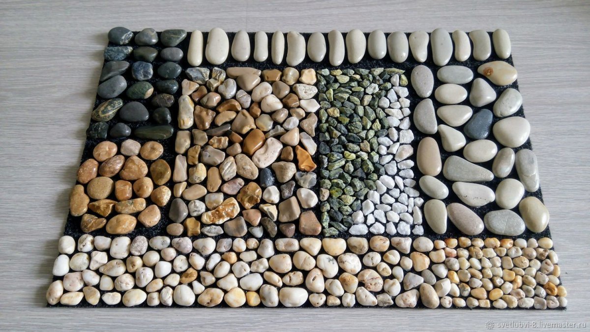 Мозаики из гальки