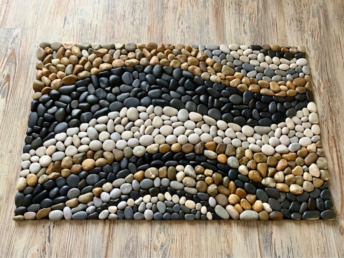 Панно из камней