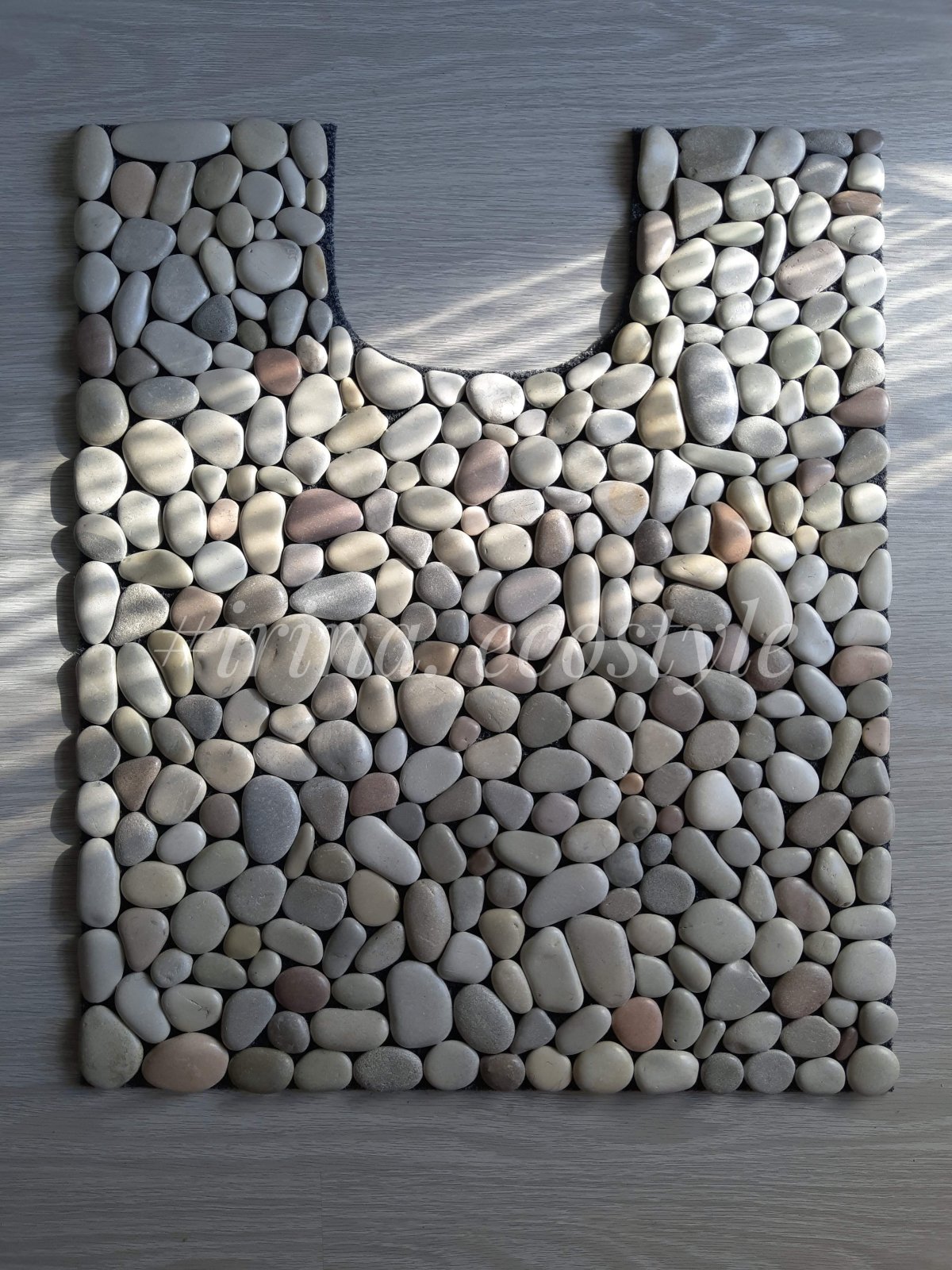 Коврик из гальки