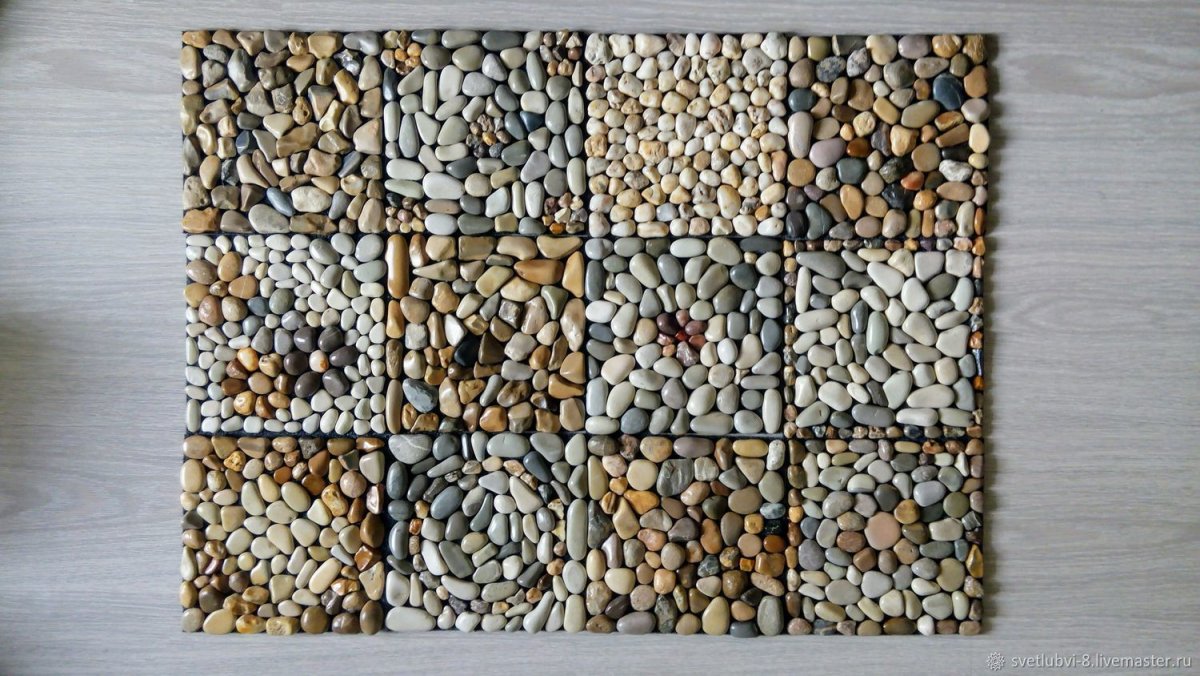 Панно из декоративного камня