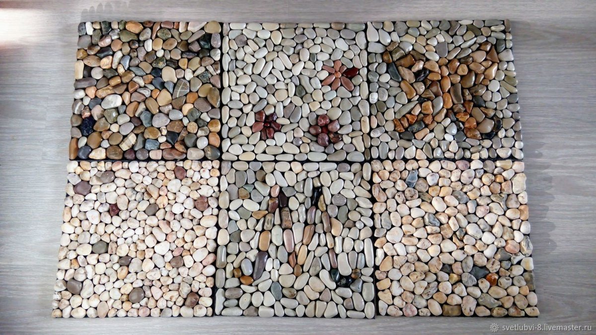Панно из камушков