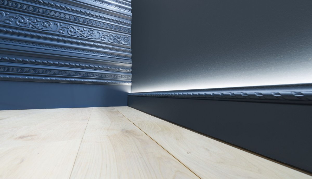 Карниз Orac Decor c396