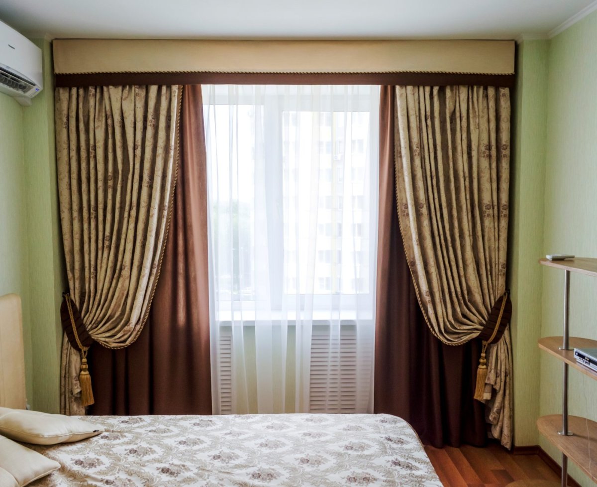 Шторы на окно в спальню