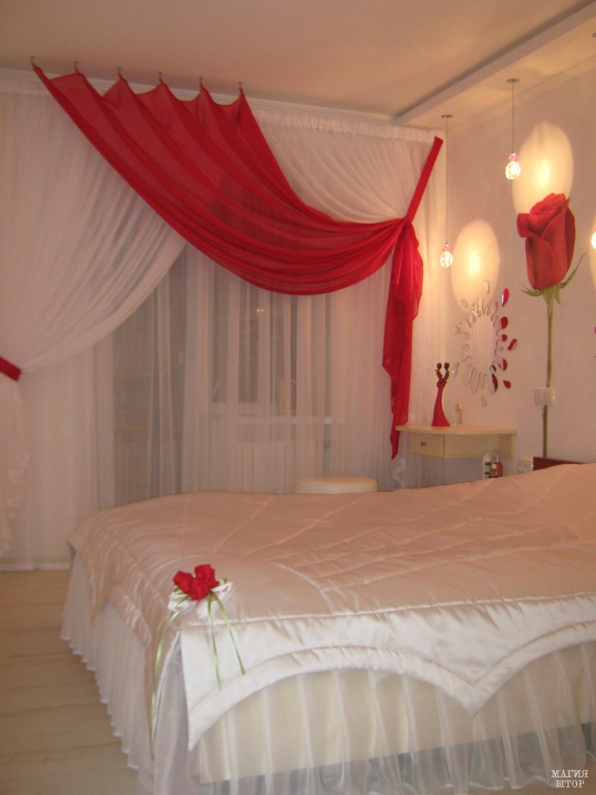 Портьеры для спальни терракот