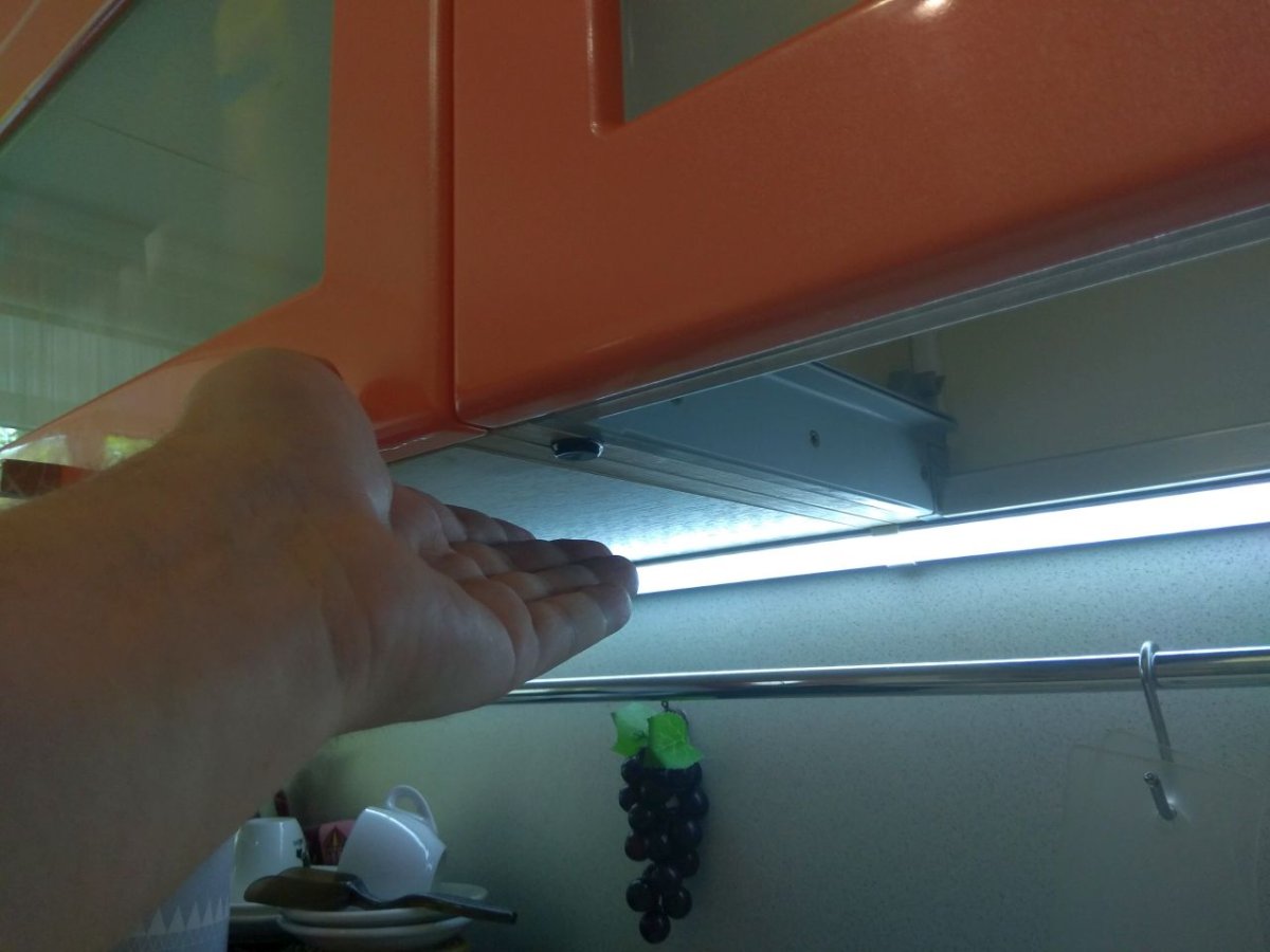 Точечные светильники на кухне