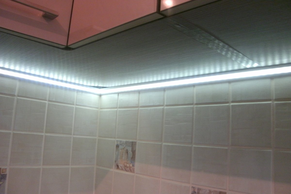 Подсветка для кухни под шкафы