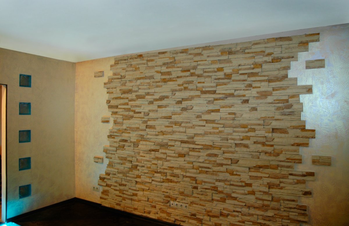 Короед с кирпичом в интерьере