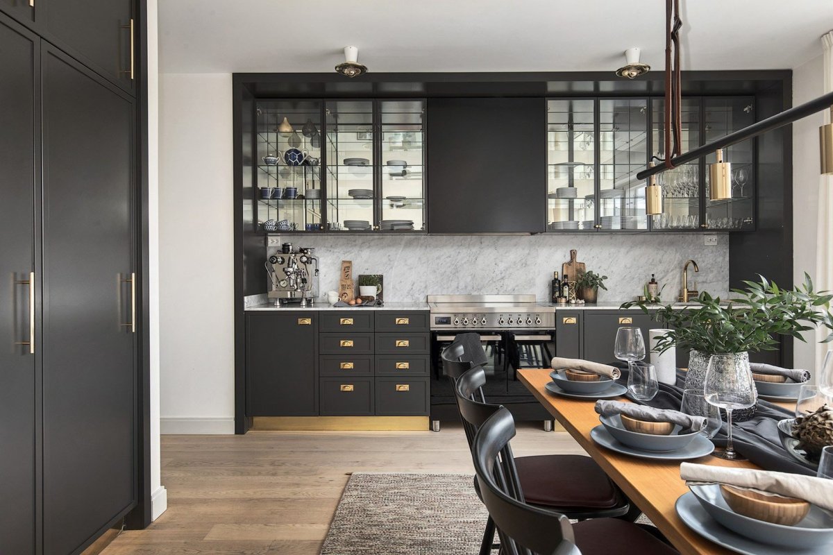 Кухня икеа черный Лерх