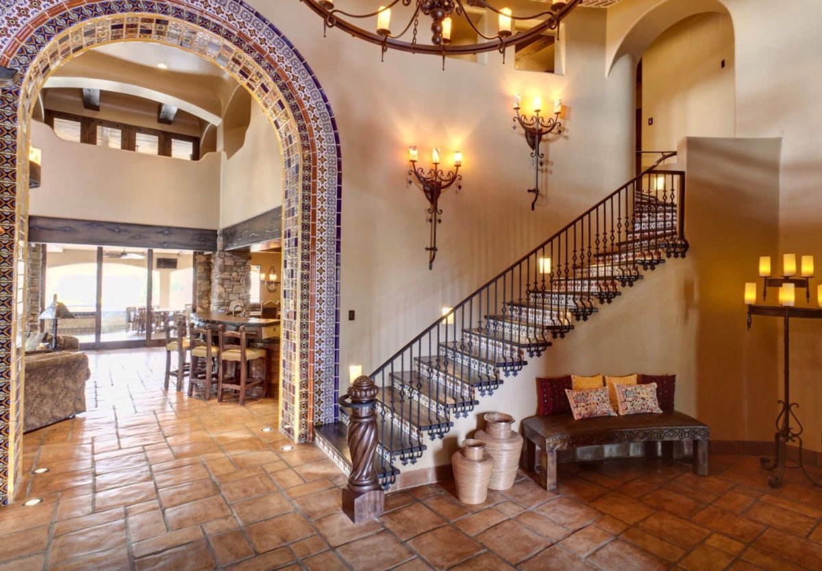 Арки в средиземноморском стиле