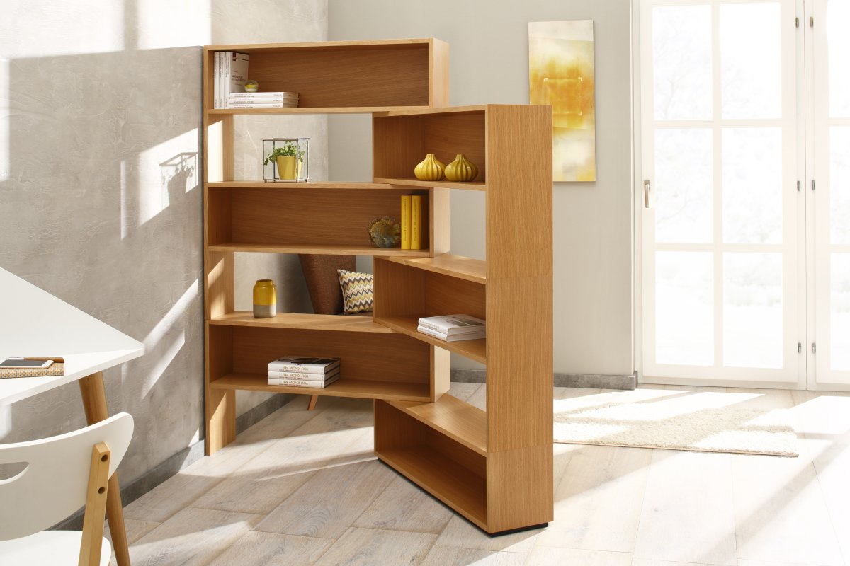 Книжный шкаф на внешний угол