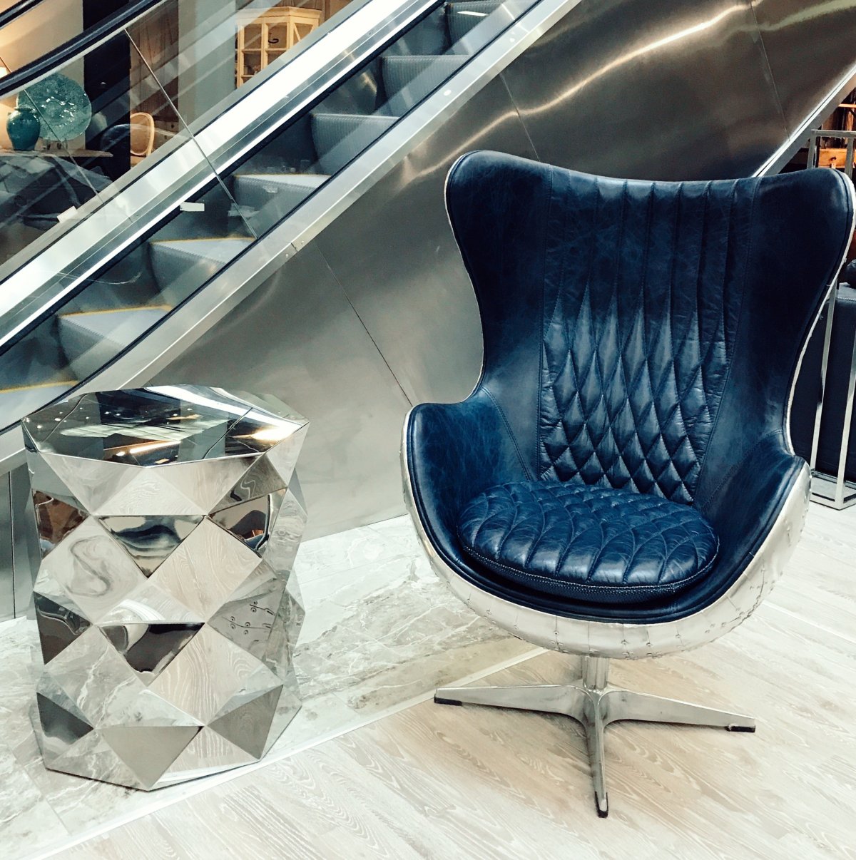 Кресло в детскую стильное