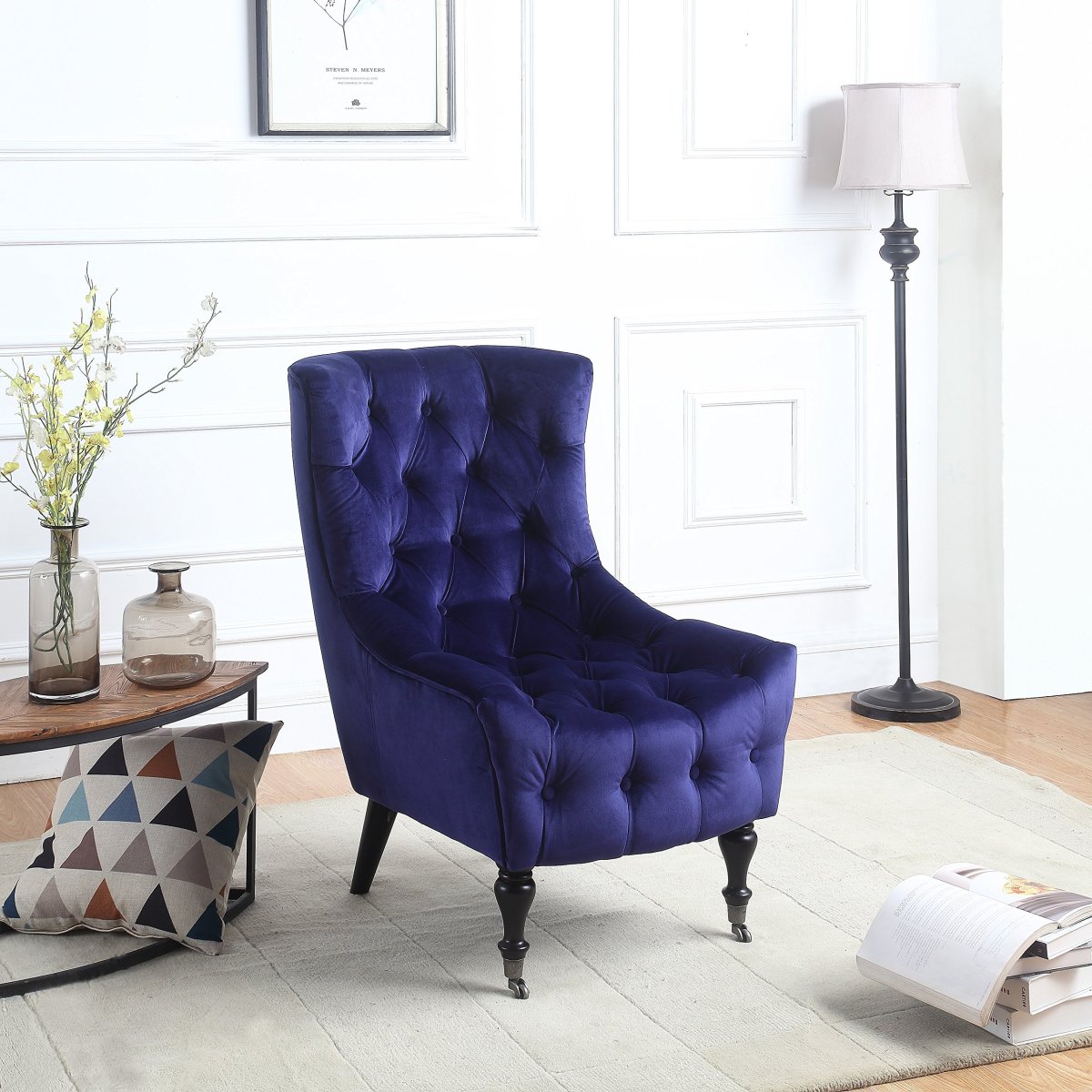 Удобное кресло в гостиную