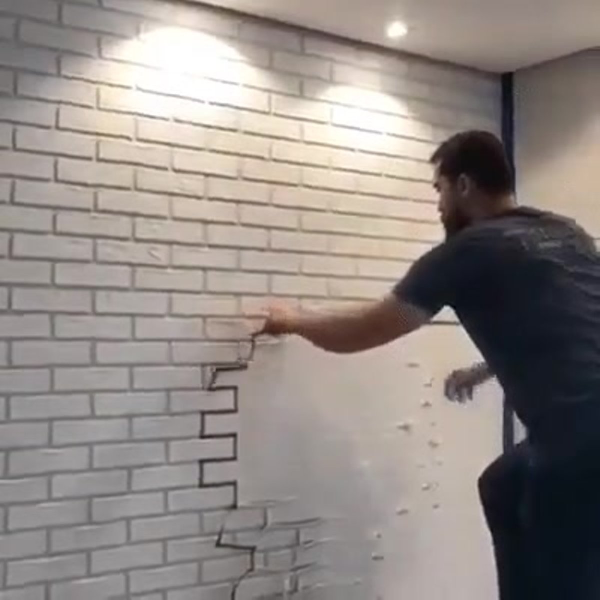 Кирпичики из штукатурки в интерьере