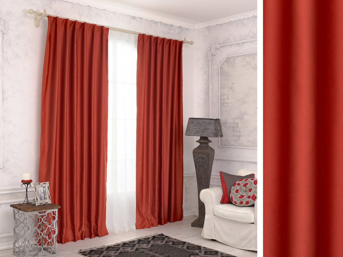Бордовые шторы