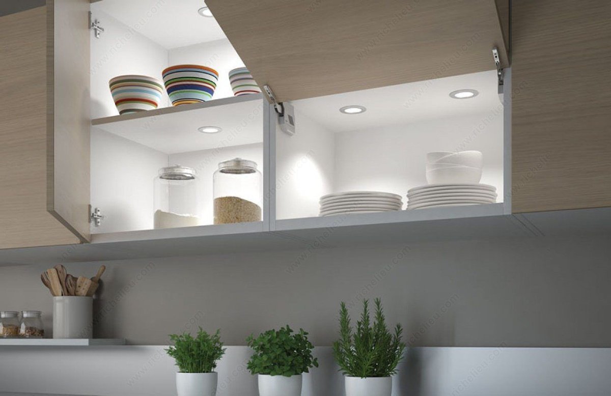 Подсветка корпусной мебели