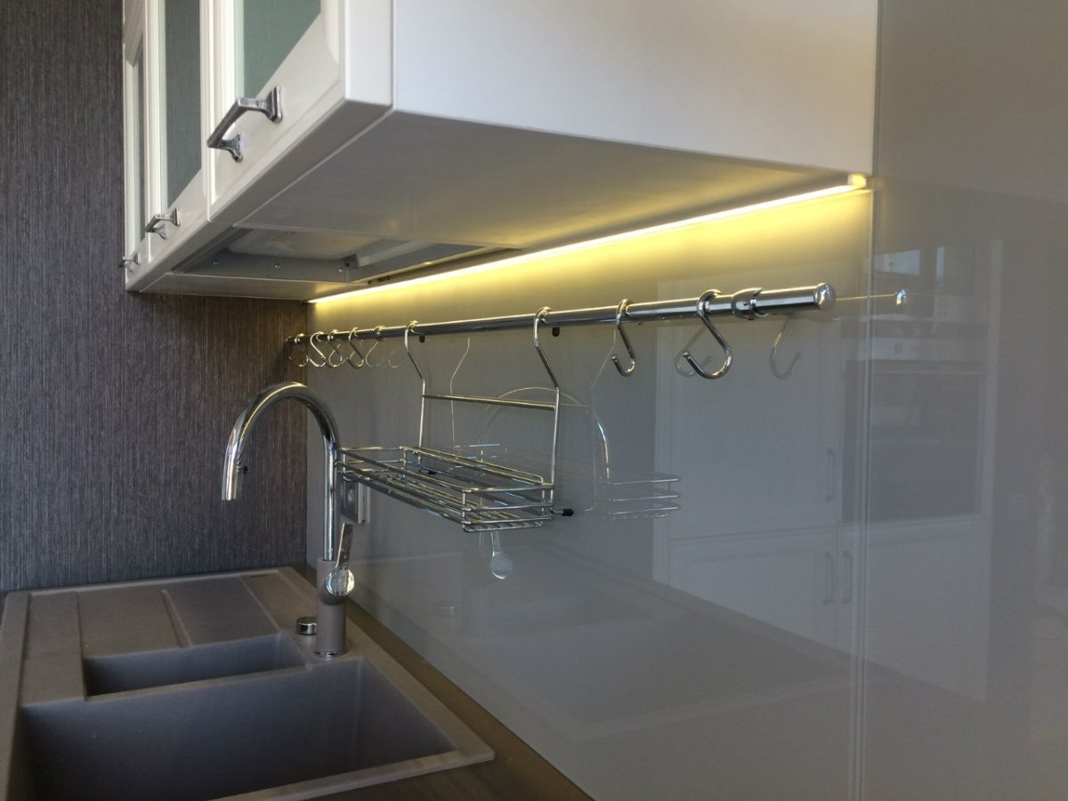 Полки для кухни