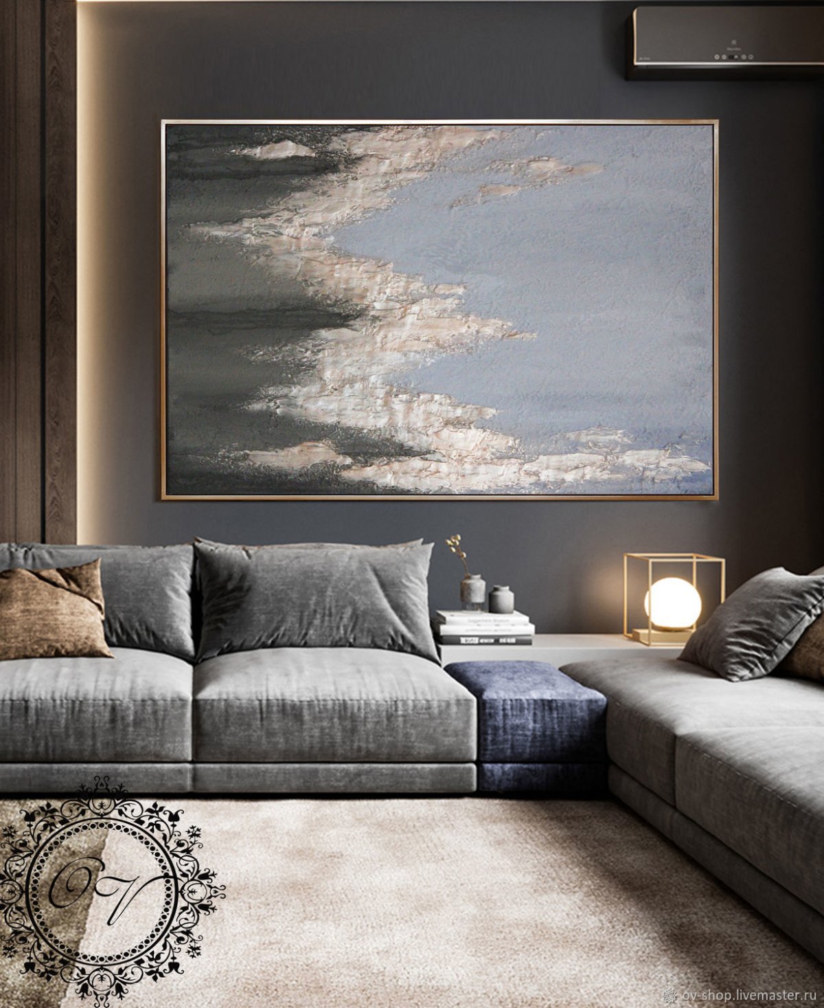 Картины в сером интерьере