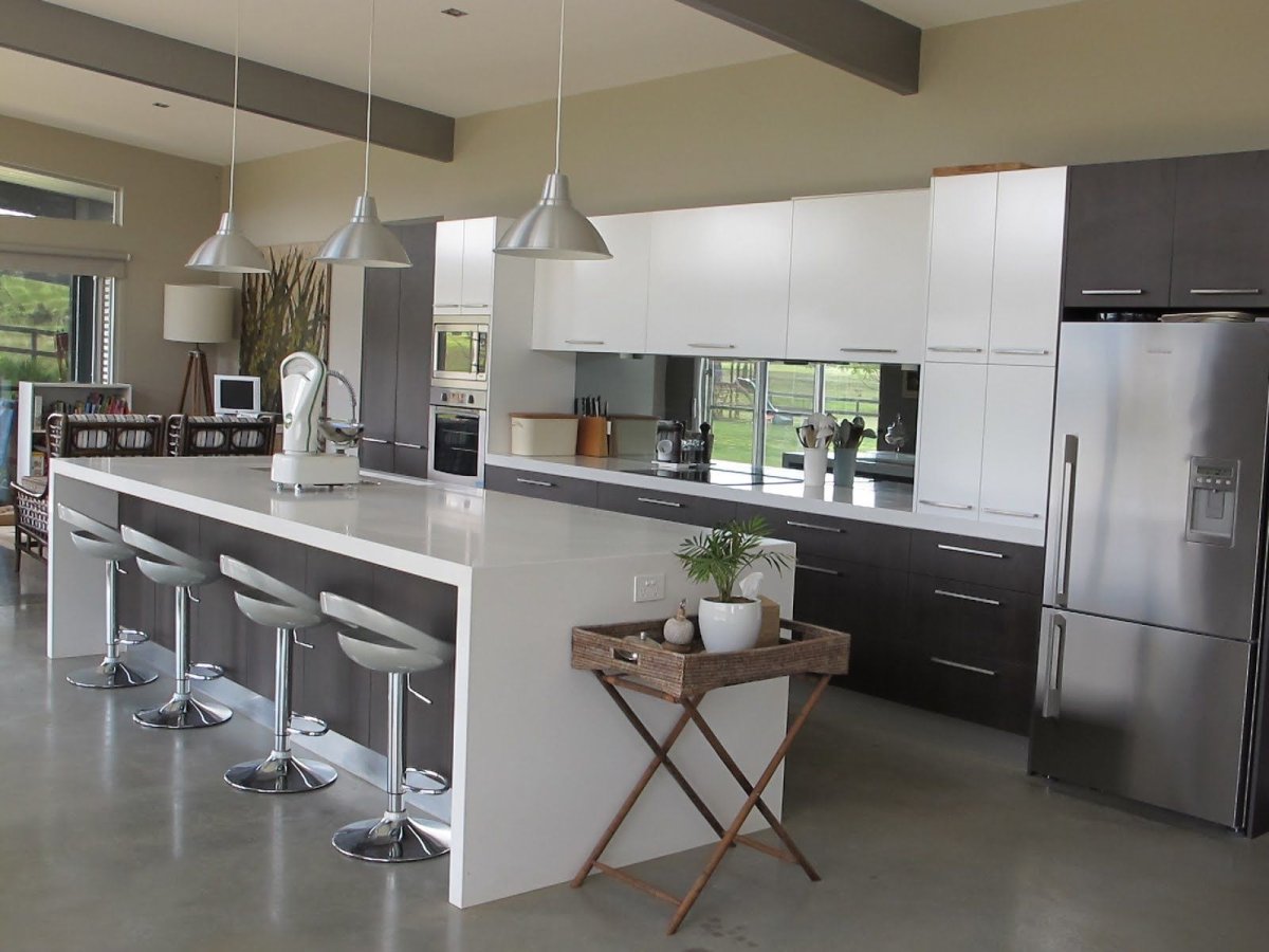 Кухонный островок с барной стойкой