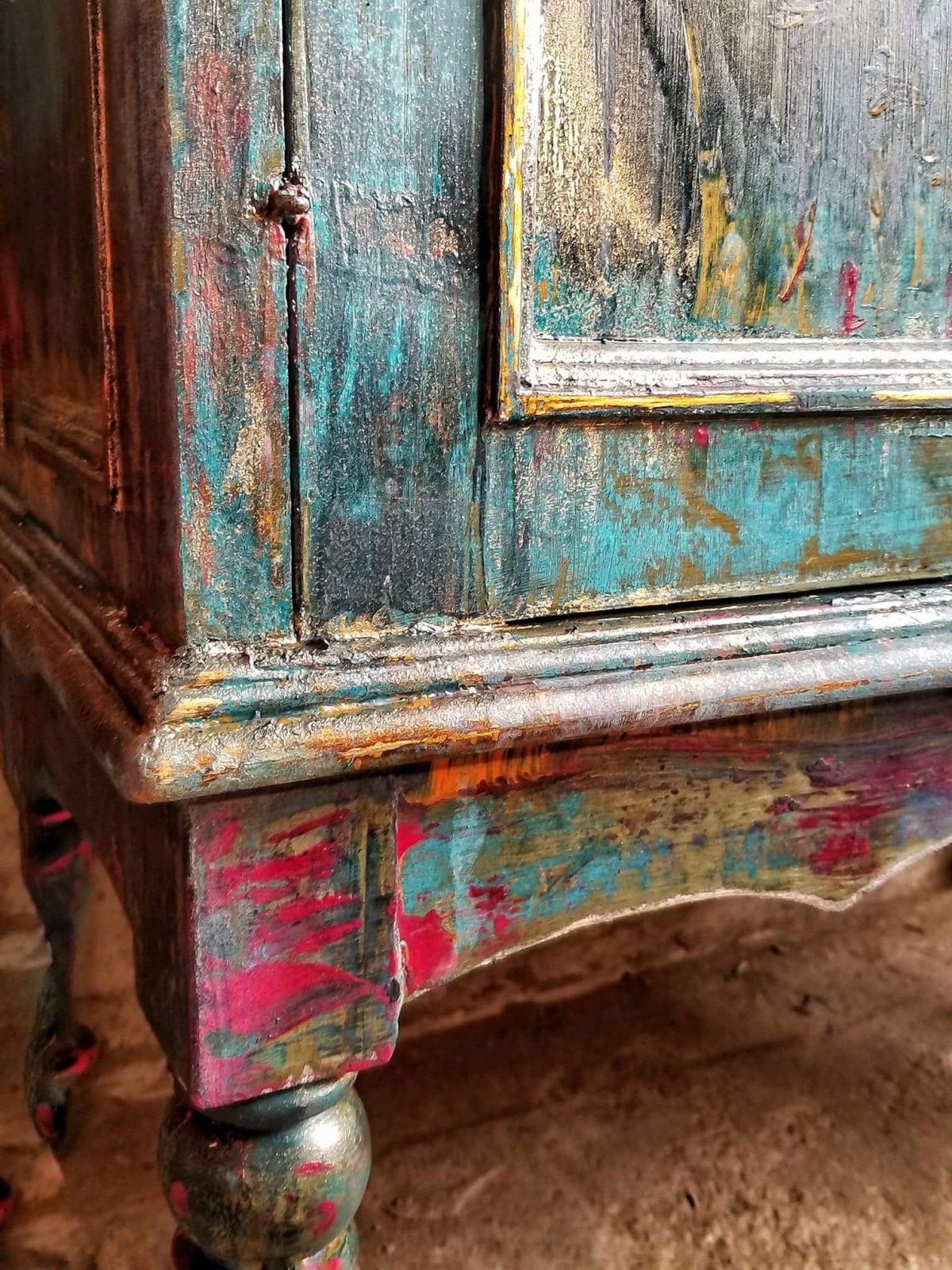 Состарить мебель в стиле шебби Шик