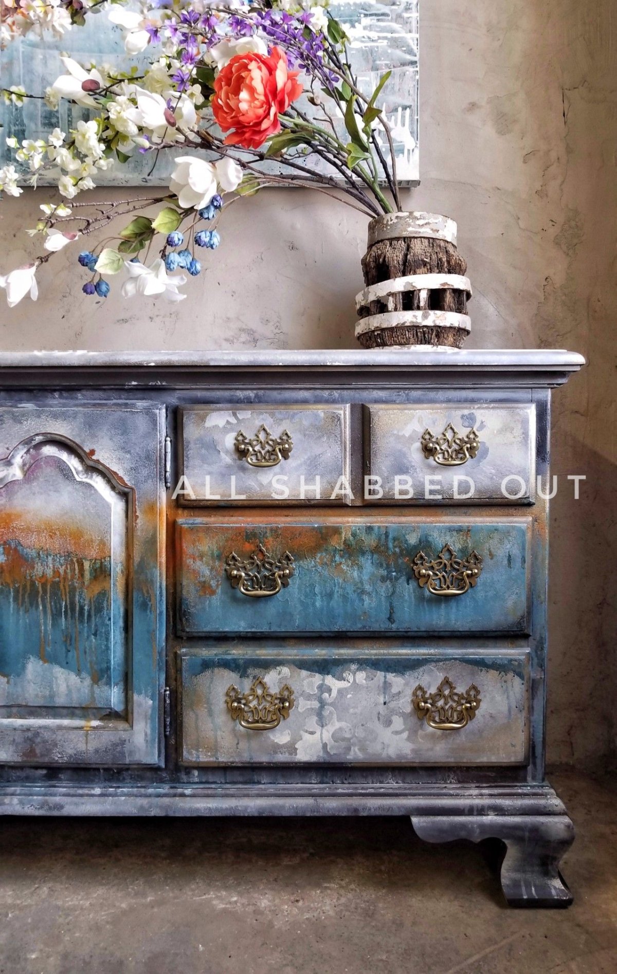 Состаренная мебель