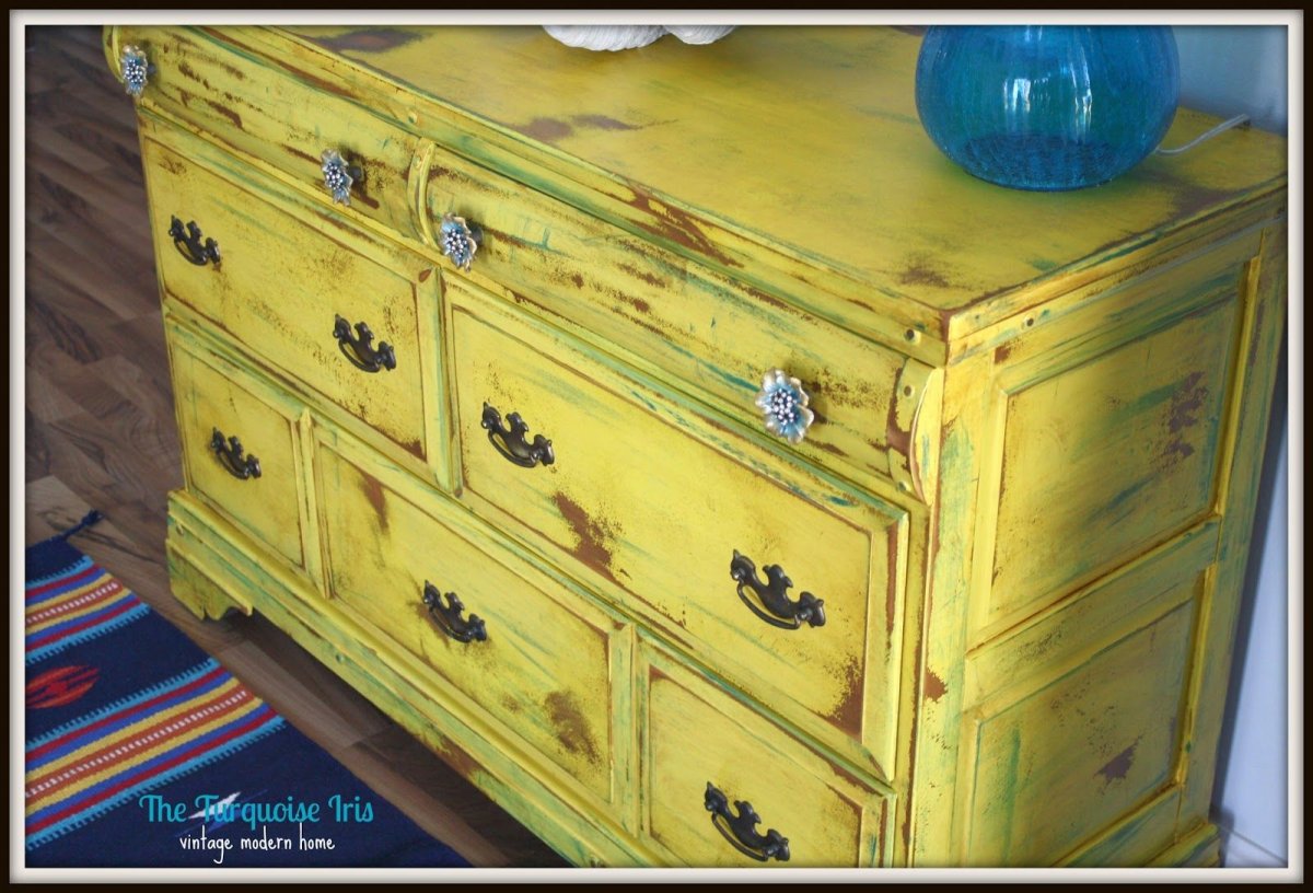 Отреставрированный комод
