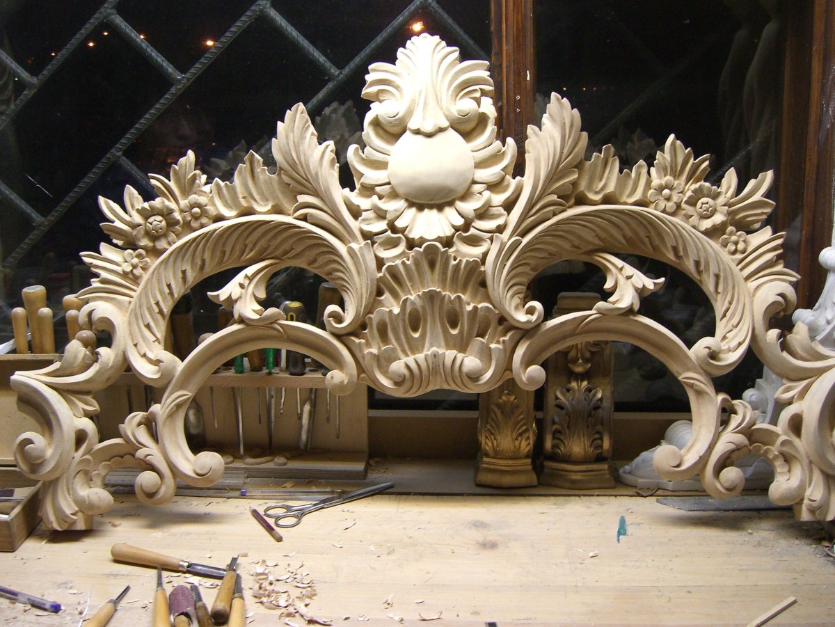 Резчик по дереву